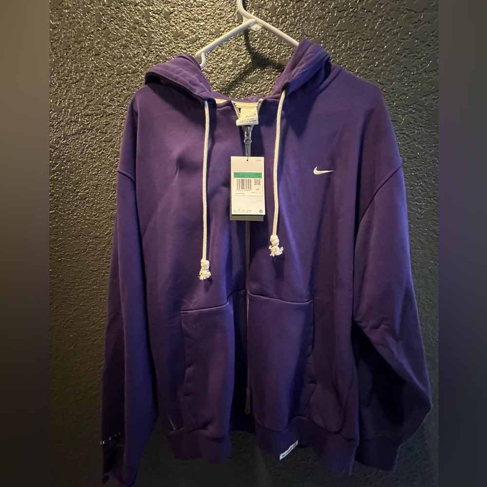 NWT Nike men’s purple dri-fit XL hoodie